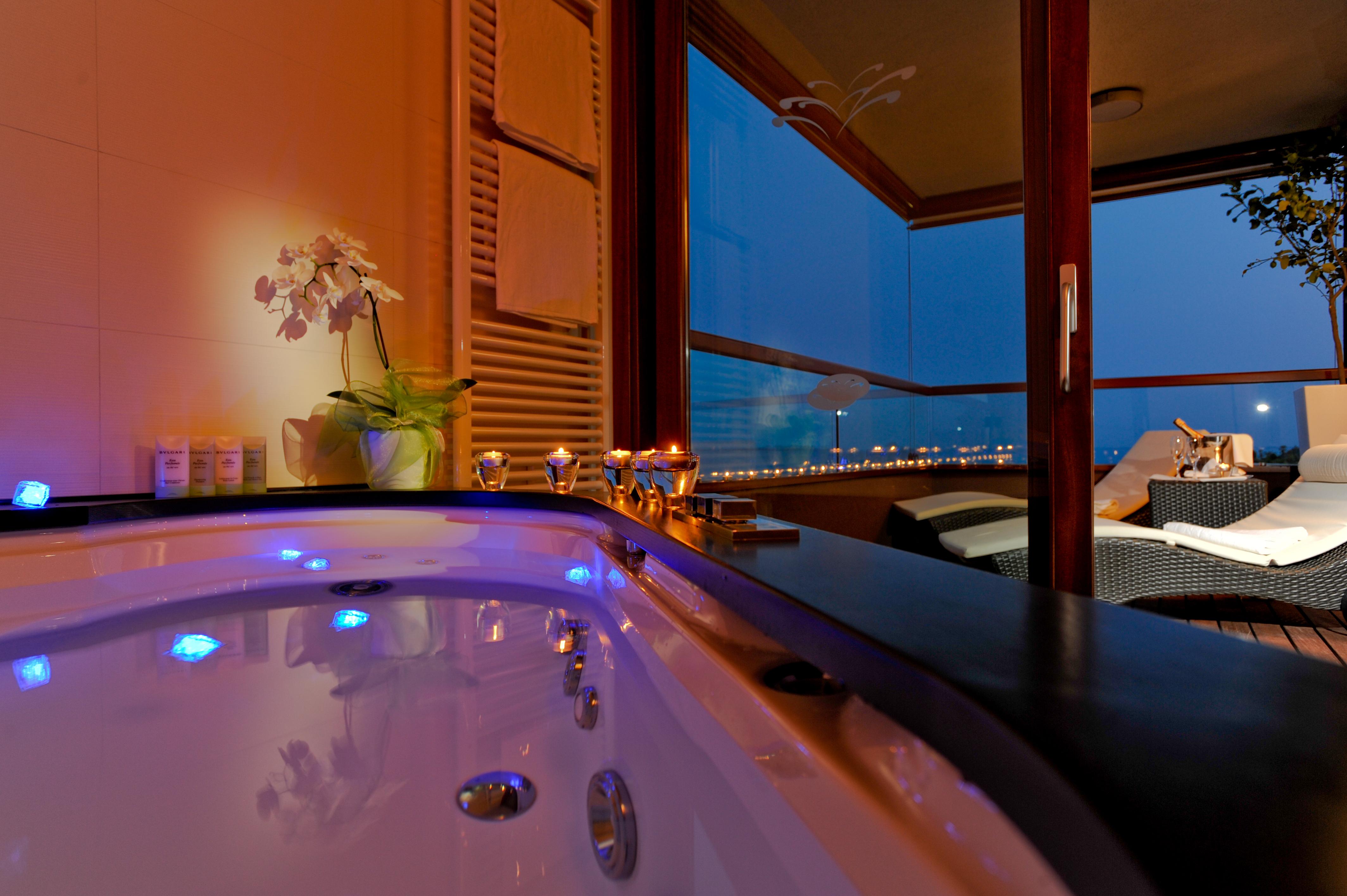 Maistra Select All Suite Island Hotel Istra Rovinj Exterior photo