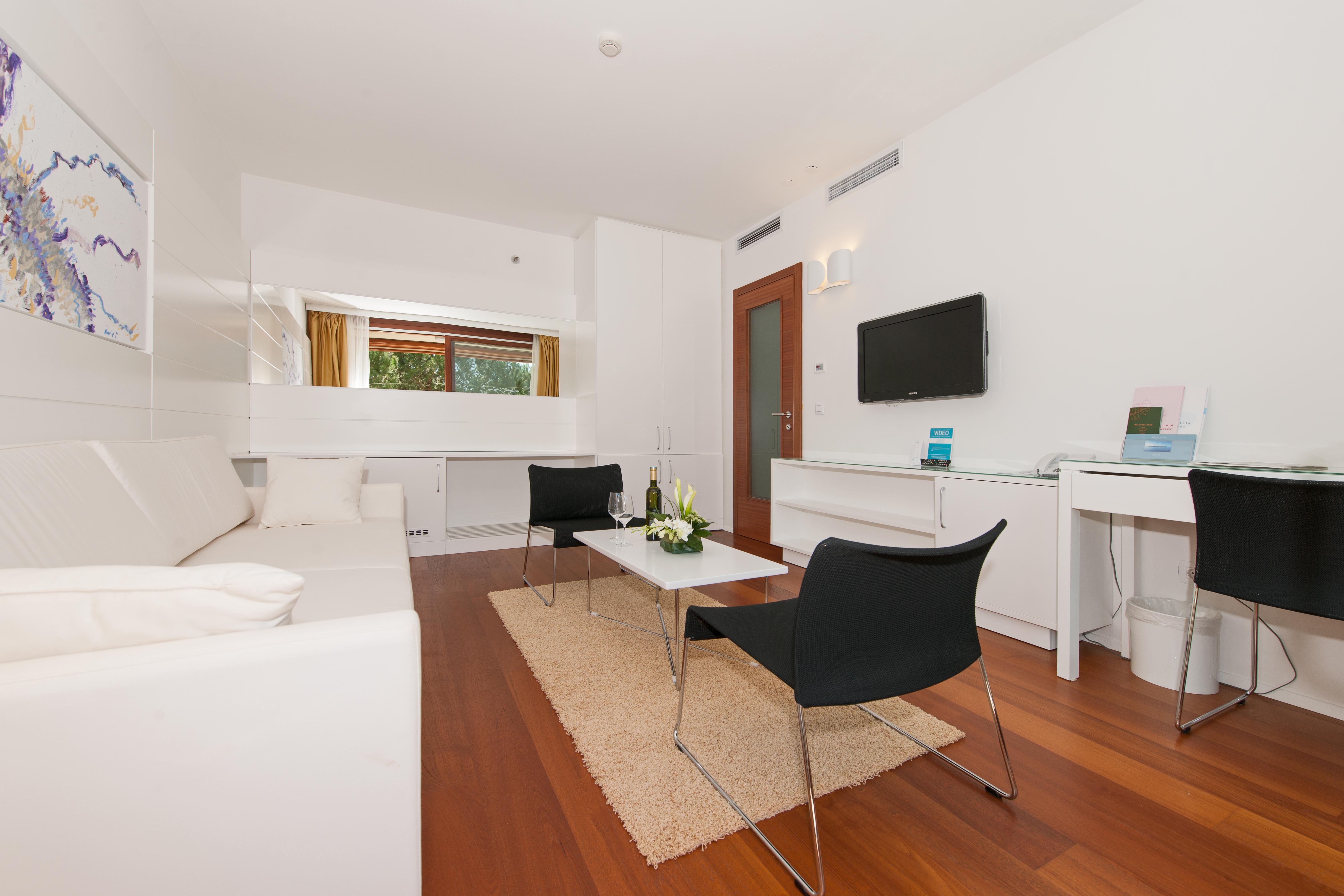 Maistra Select All Suite Island Hotel Istra Rovinj Exterior photo