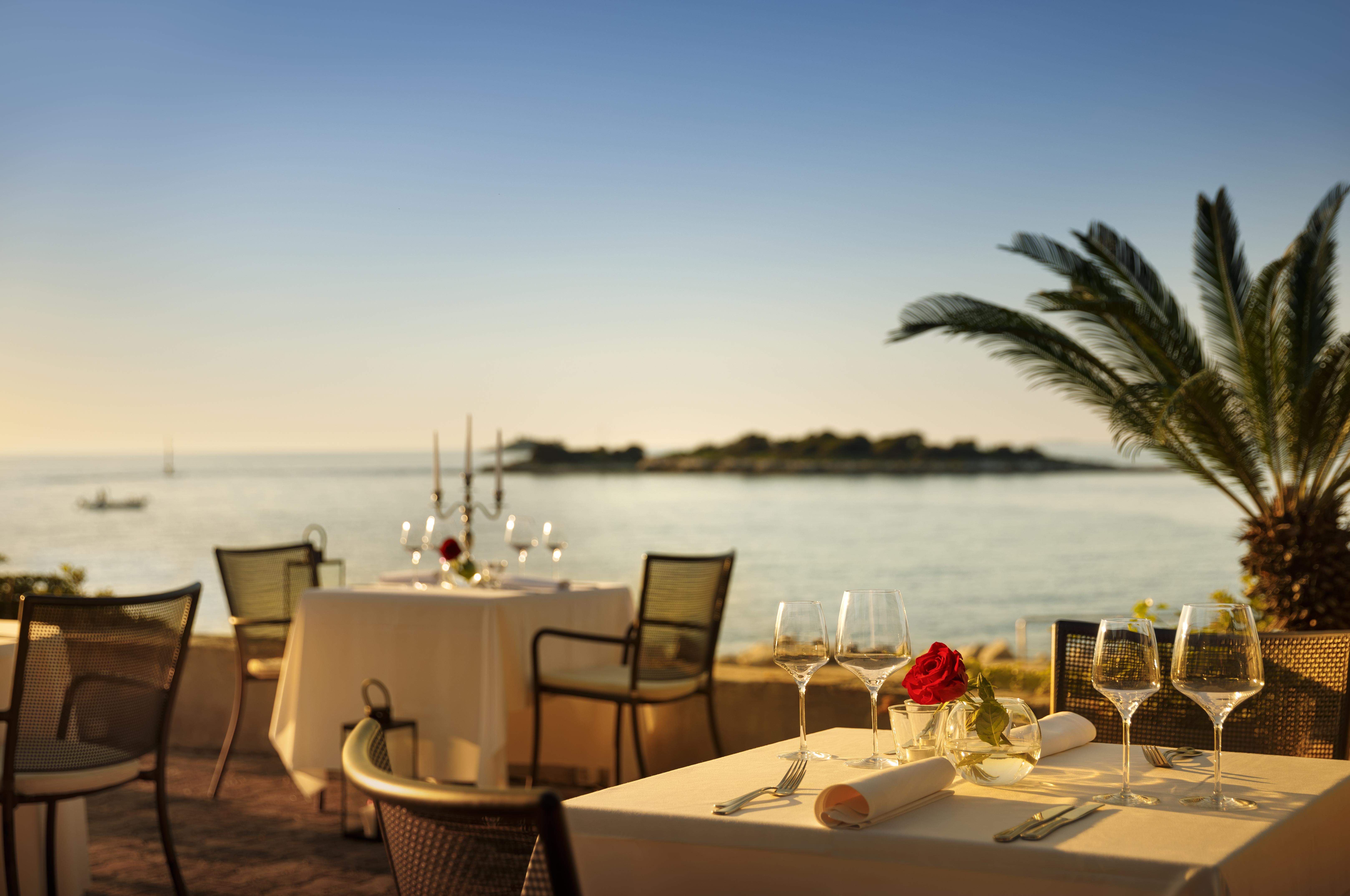 Maistra Select All Suite Island Hotel Istra Rovinj Exterior photo