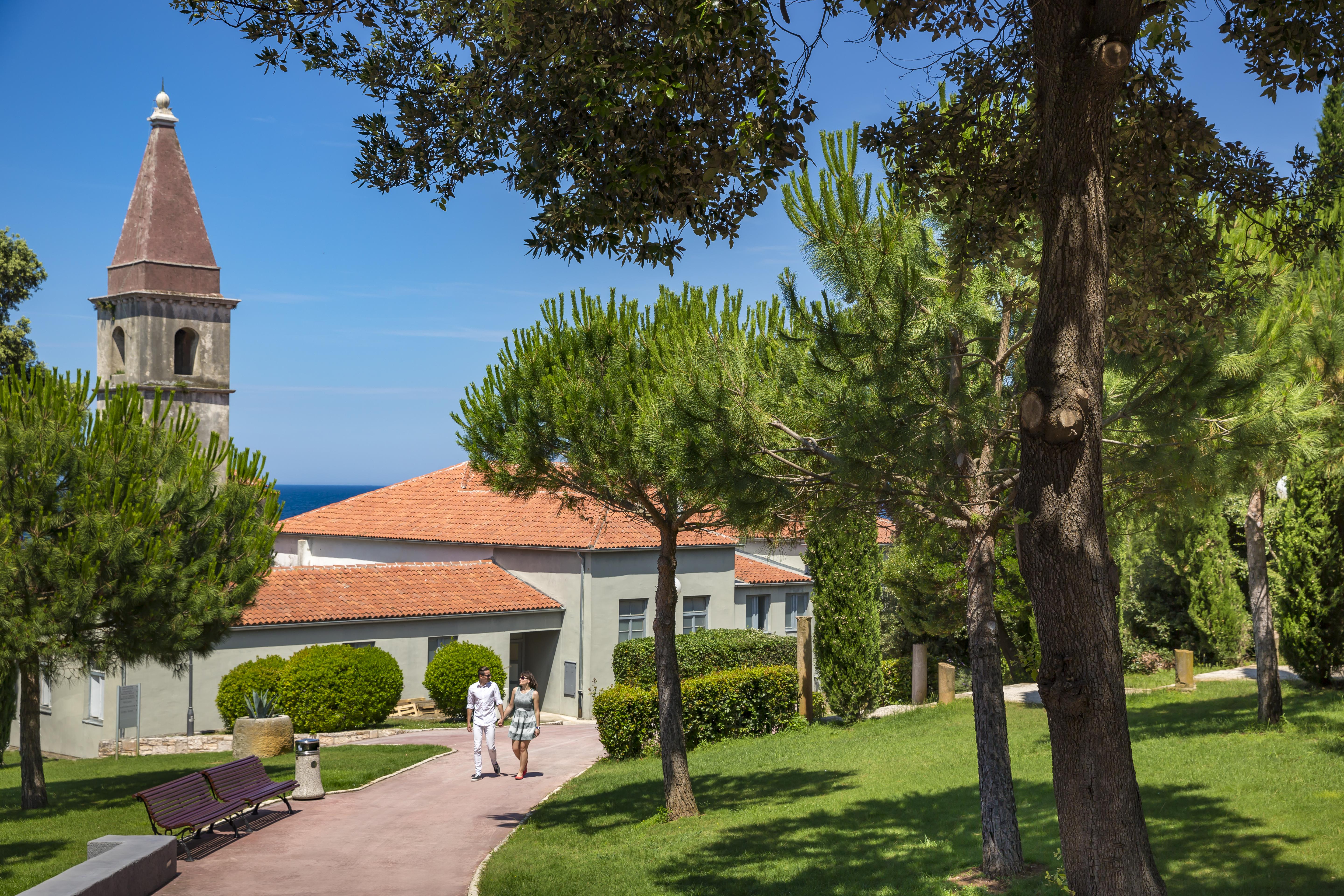 Maistra Select All Suite Island Hotel Istra Rovinj Exterior photo