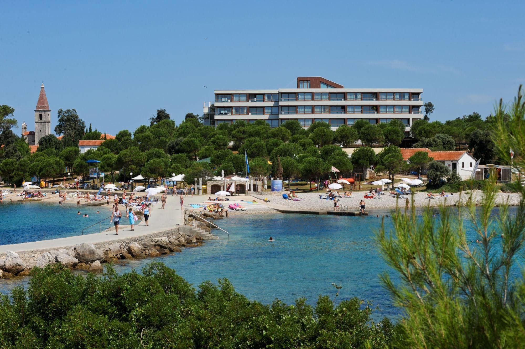 Maistra Select All Suite Island Hotel Istra Rovinj Exterior photo