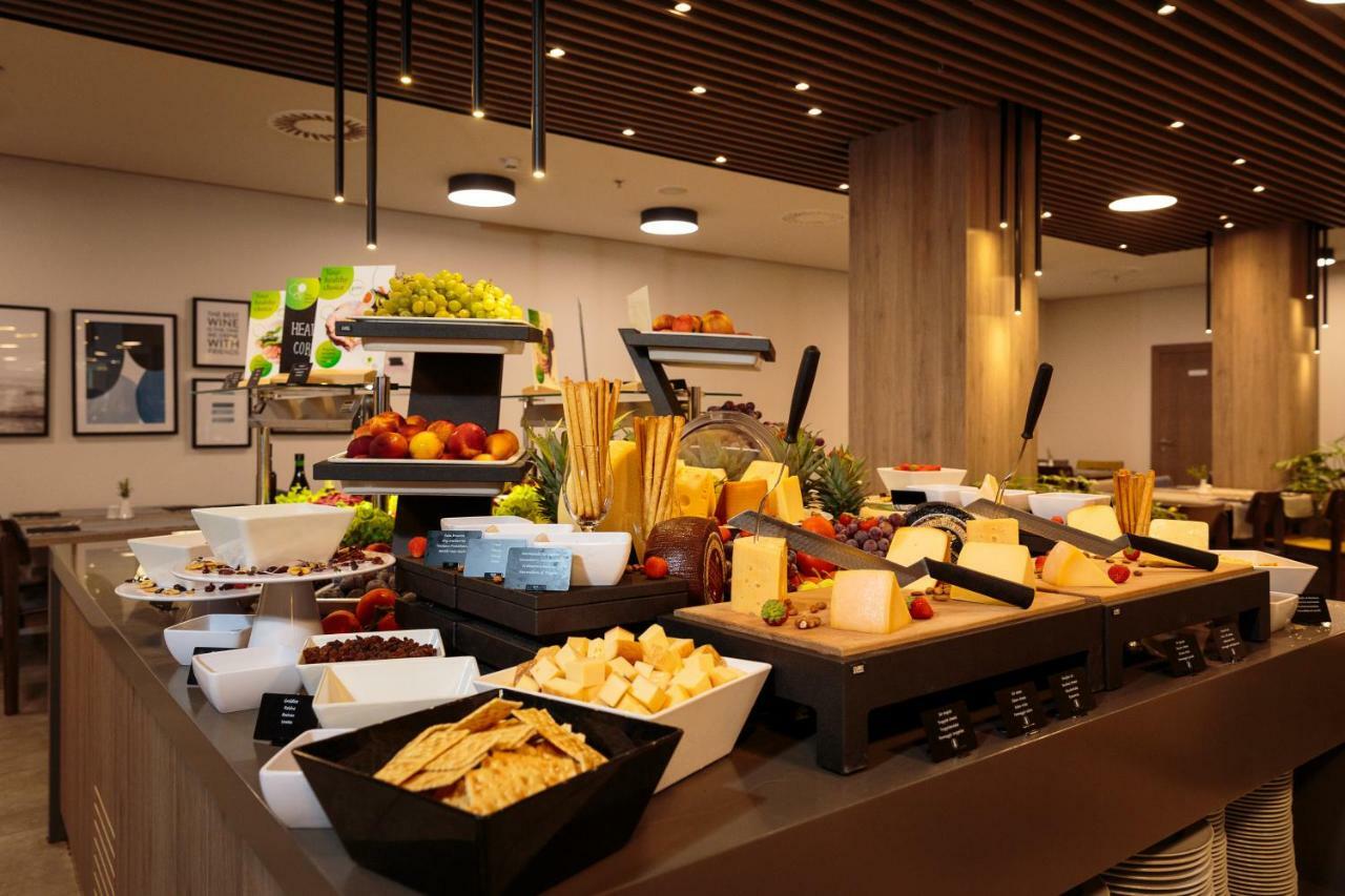 Maistra Select All Suite Island Hotel Istra Rovinj Exterior photo